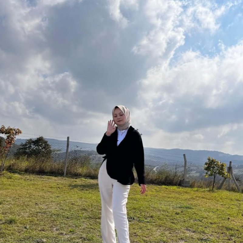 Trabzon Profesyonel Partner Bayan Escort Mina Trabzon Profesyonel Partner Bayan Escort Mina